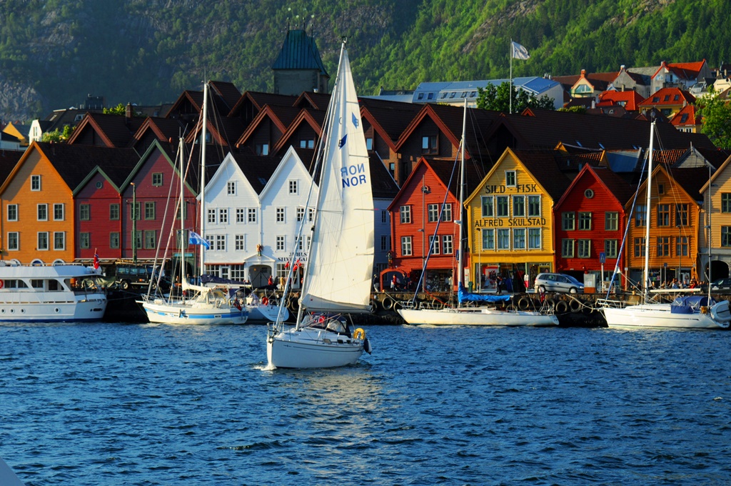 Serban Enache - Circuit Premium Stavanger - Fiordurile Norvegiei - Alesund si Trondheim